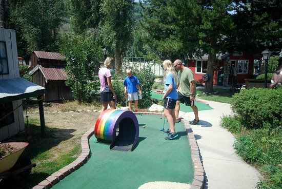 Amaze'n Steamboat Family Fun Park